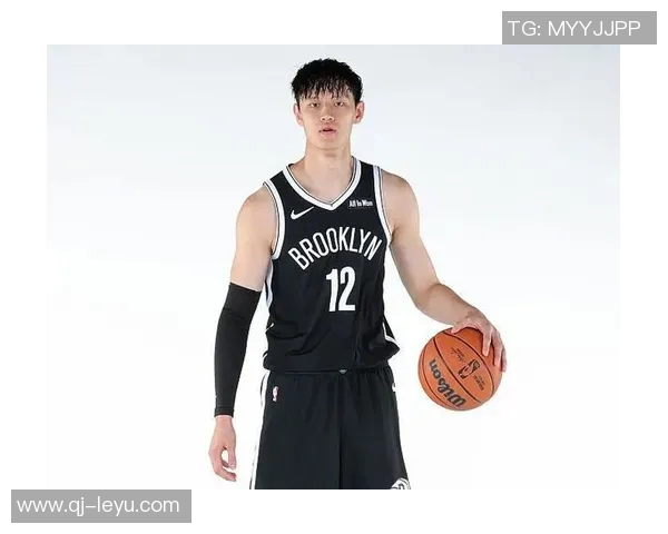 费尔南德斯盛赞曾凡博努力拼搏明日有望迎来首秀机会