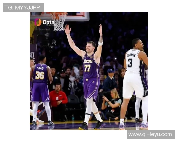 东契奇开季前五场得分助攻合计创NBA历史新高达311分 东契奇开季前五场得分助攻合计创NBA历史新高达311分