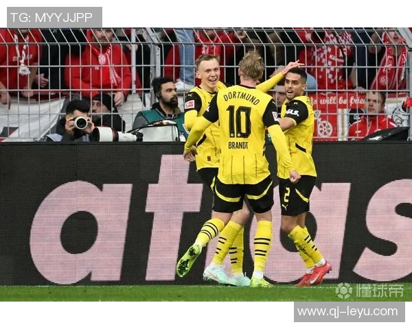 拜尔因轻微肌肉问题缺席多特训练出战黄潜前景不明