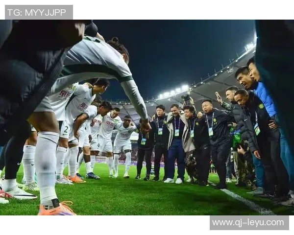 国安外援古加今晨告别北京球迷与工作人员送行情深意切