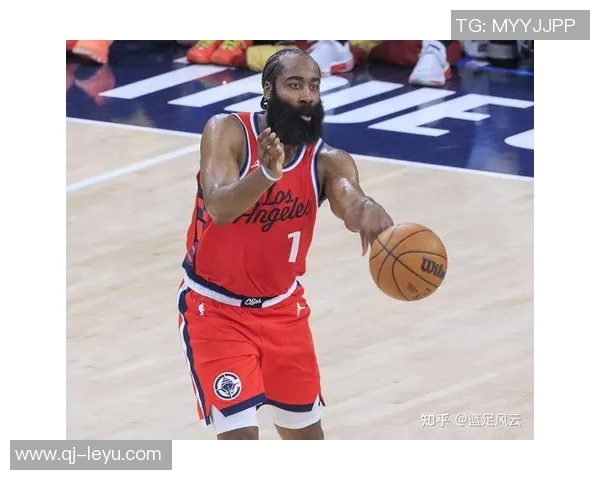 比尔称赞哈登无与伦比的名人堂地位强调其无私精神的重要性