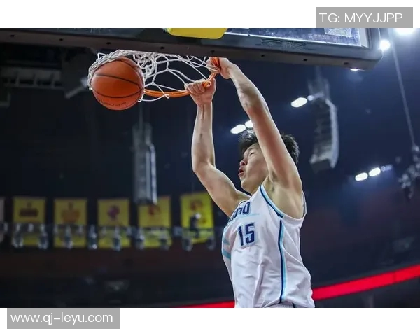 杨瀚森9分创中国球员NBA得分新高迎来苦尽甘来的辉煌时刻