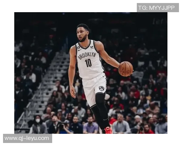 西蒙斯与普理查德联手发威半场三分雨助力球队28分狂潮 西蒙斯与普理查德联手发威半场三分雨助力球队28分狂潮