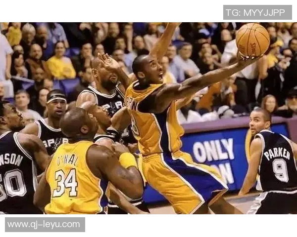 16年前的今天科比骑马射箭绝杀韦德湖人逆转热火精彩瞬间回顾 16年前的今天科比骑马射箭绝杀韦德湖人逆转热火精彩瞬间回顾