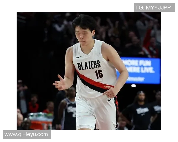 球队主持人谈杨瀚森潜力期待他迅速崭露头角但过程不易