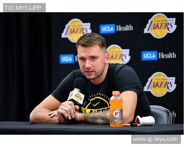 东契奇谈季前赛计划强调需逐步调整状态以适应新赛季 东契奇谈季前赛计划强调需逐步调整状态以适应新赛季