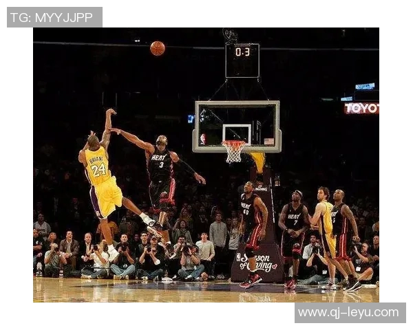 16年前的今天科比骑马射箭绝杀韦德湖人逆转热火精彩瞬间回顾